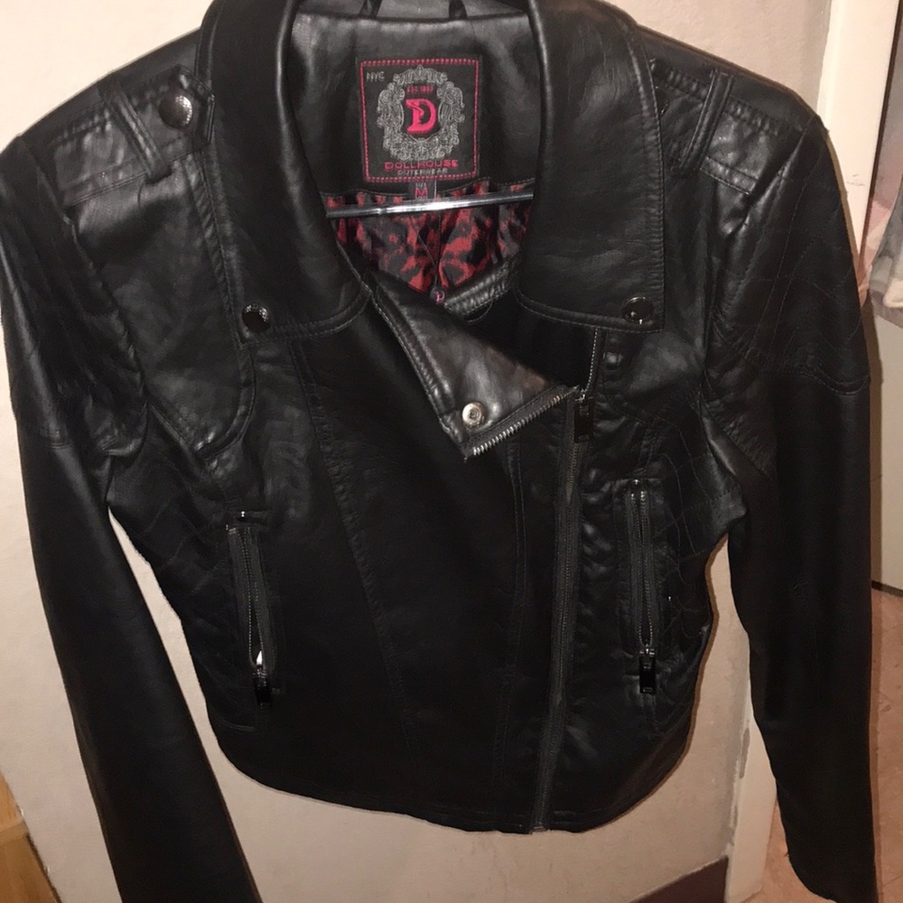 Medium Black Genuine Leather Jacket